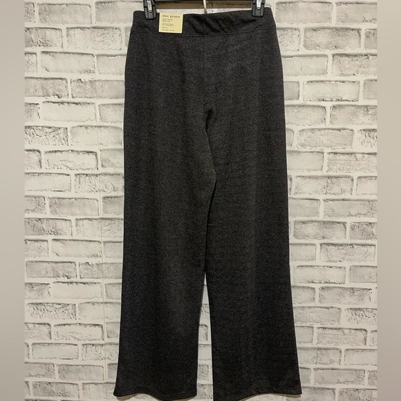 NWT! Women’s Max Studio flat front b/w subtle chevron pull on wide leg pants Sm - Picture 2 of 5